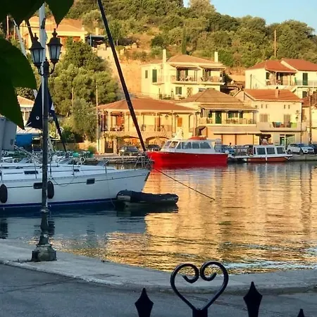 Villa Joannas Seaside House Meganisi