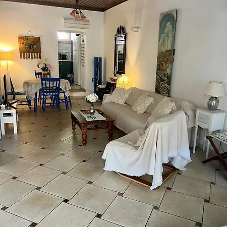 Joannas Seaside House Villa *